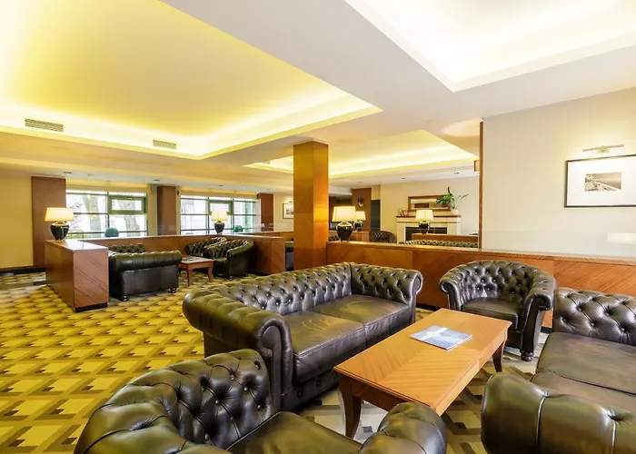 Meridian Luxury Apartments By Grand Apartments