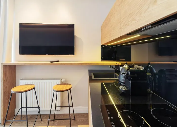 Meridian Luxury Apartments By Grand Apartments